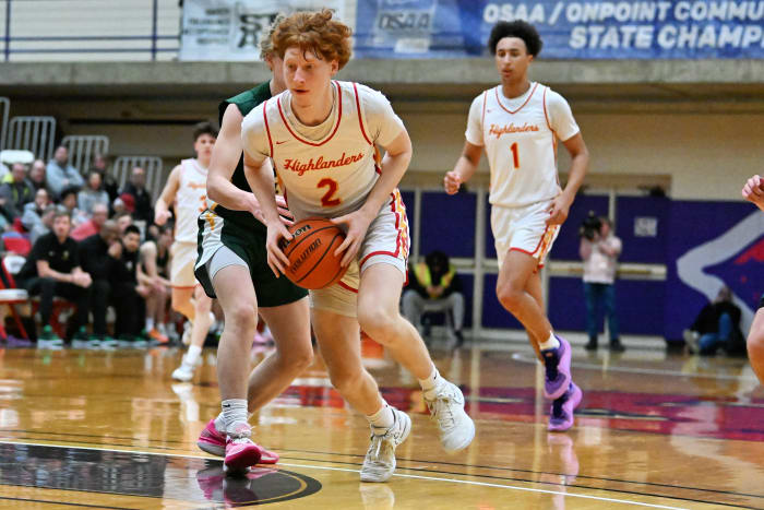 a Putnam North Eugene 5A Oregon boys basketball quarterfinal 2024 Leon Neuschwander 42